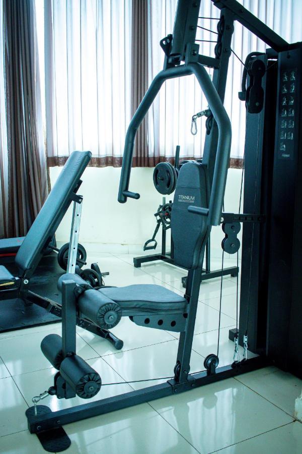 Hotel H2 Congonhas Congonhas  Luaran gambar Leg press machine