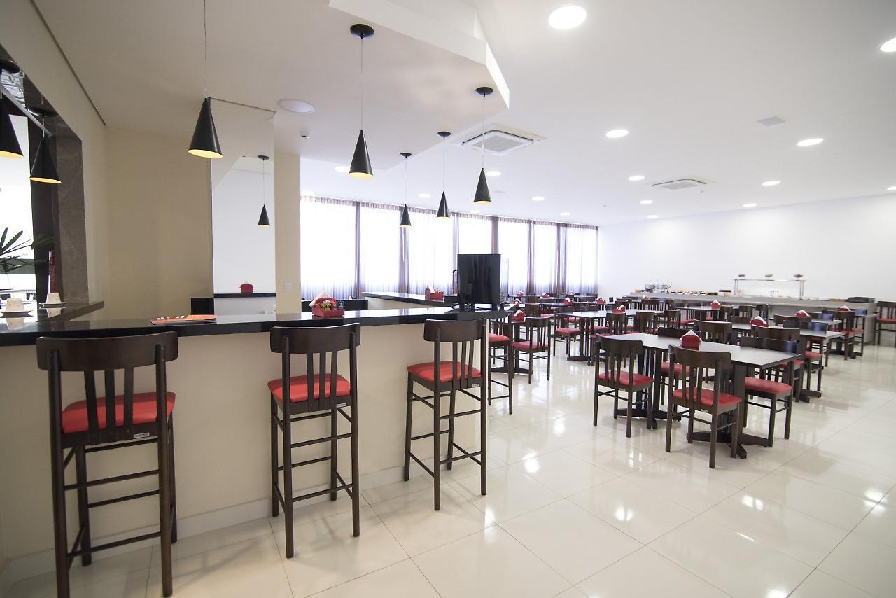 Hotel H2 Congonhas Congonhas  Luaran gambar The interior of the restaurant