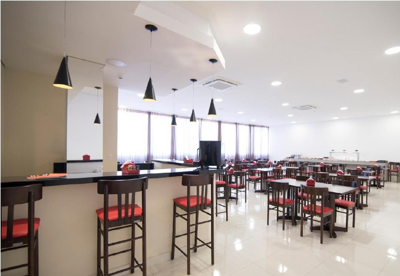 Hotel H2 Congonhas Congonhas  Luaran gambar The interior of the airport's business lounge