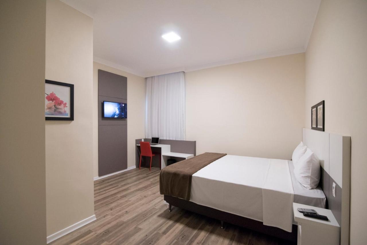 Hotel H2 Congonhas Congonhas  Luaran gambar A room at the hotel