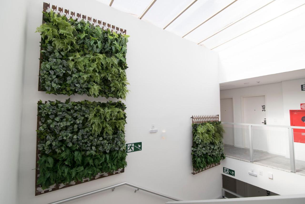 Hotel H2 Congonhas Congonhas  Luaran gambar Living wall